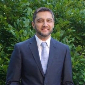 Raja, Asim Headshot 2027.jpg