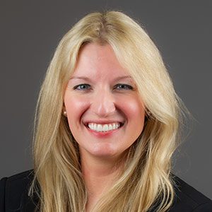 Schnack, Lauren 2022 Scholl headshot.jpg