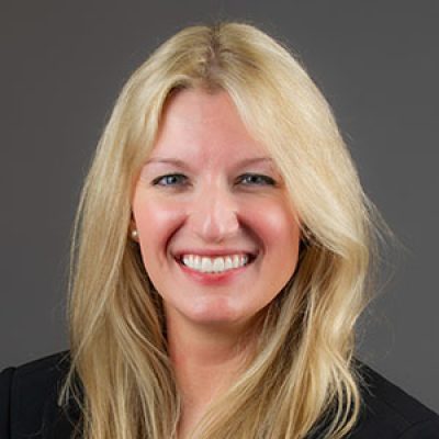 Schnack, Lauren 2022 Scholl headshot.jpg