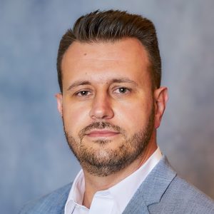 Schweibish, David Headshot 2027.jpg